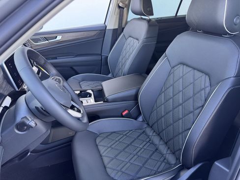 New 2026 Volkswagen Atlas SEL Premium R-Line image 25