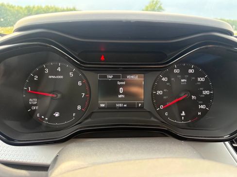 Used 2025 Chevrolet Trax LS FWD image 20