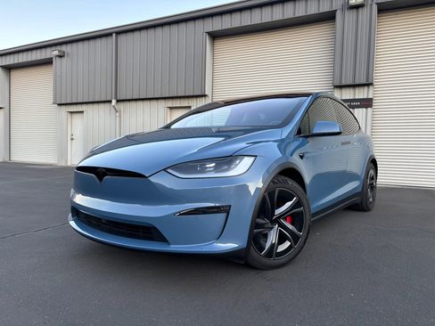 Used 2026 Tesla Model X Plaid AWD/4WD image 4