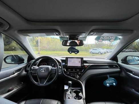 Used 2022 Toyota Camry XSE w/ Carpet Mat Package (TMS) FWD image 13