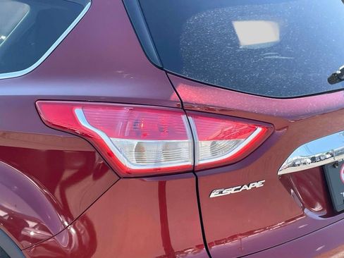 Used 2015 Ford Escape Titanium w/ Equipment Group 301A AWD/4WD image 11