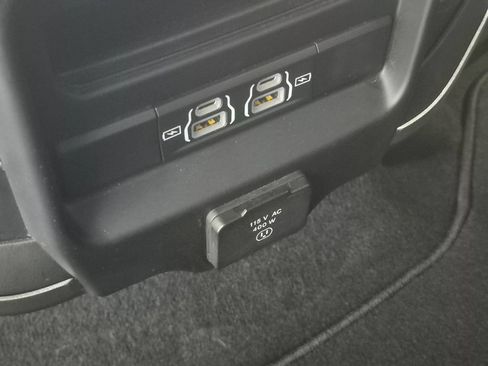 Used 2023 RAM 1500 Laramie AWD/4WD image 28