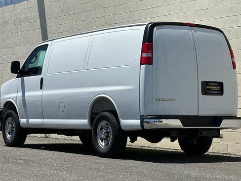 New 2026 Chevrolet Express 2500 w/ Driver Convenience Package RWD image 6