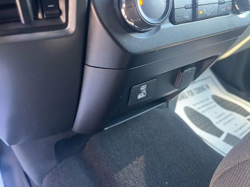 Used 2021 Ford F250 XLT image 21