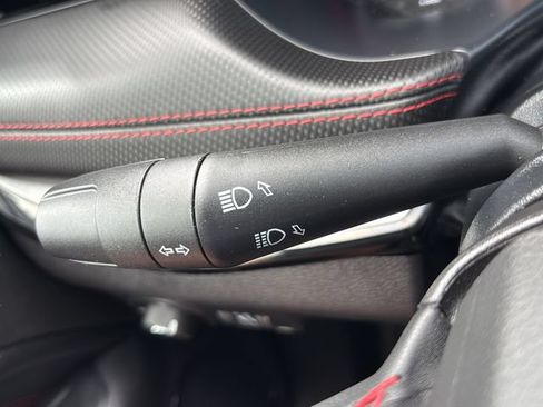 Used 2025 Jeep Compass Trailhawk AWD/4WD image 19