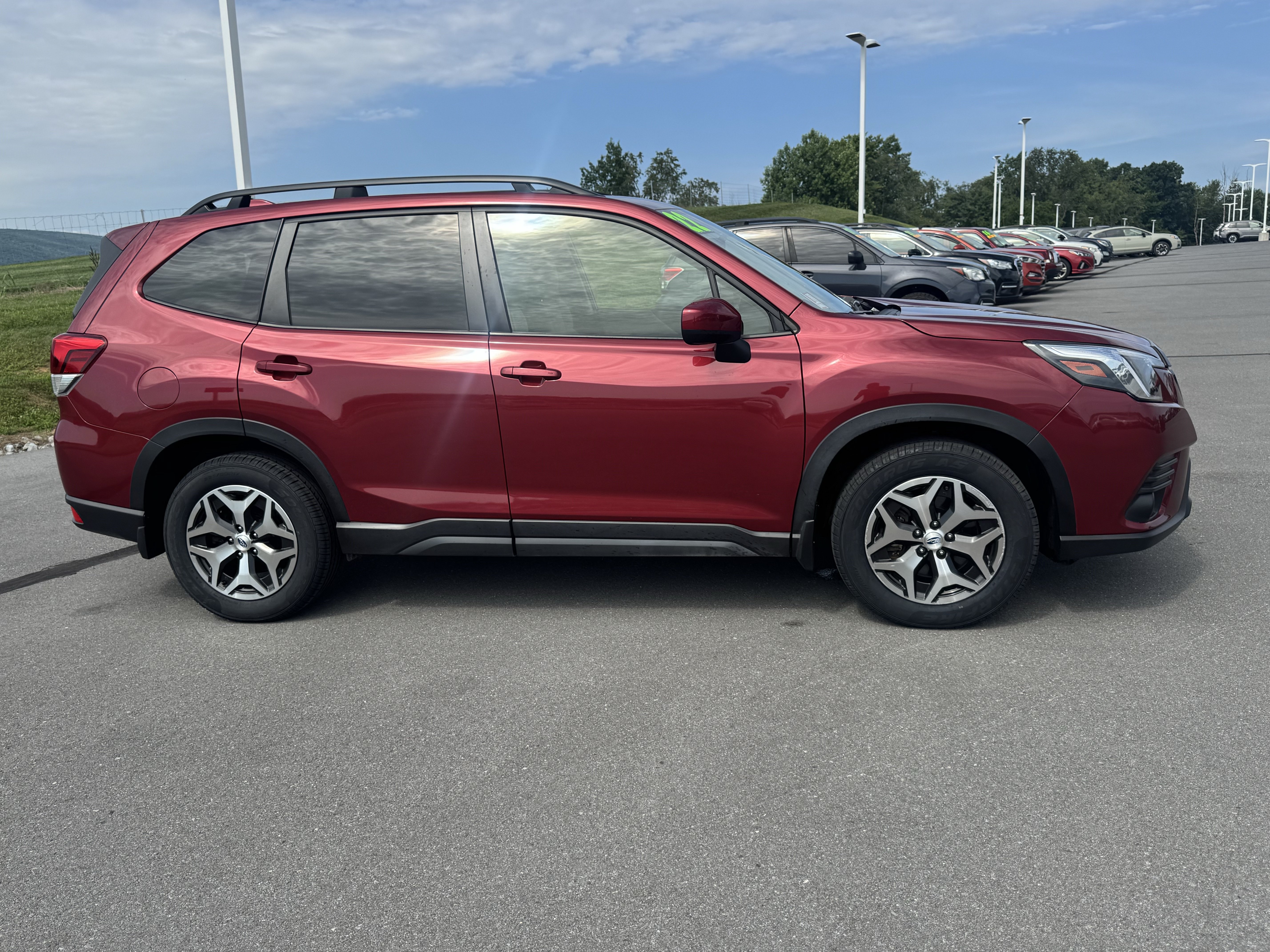 Certified 2022 Subaru Forester Premium AWD/4WD image 2