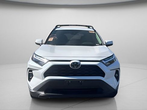 Used 2025 Toyota RAV4 XLE Premium AWD/4WD image 11