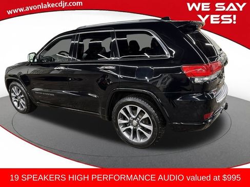 Used 2017 Jeep Grand Cherokee Overland image 3