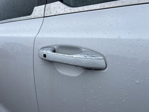 Used 2022 Kia Telluride SX w/ Towing Package image 5