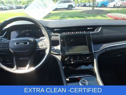 Certified 2024 Jeep Grand Cherokee Altitude AWD/4WD image 11