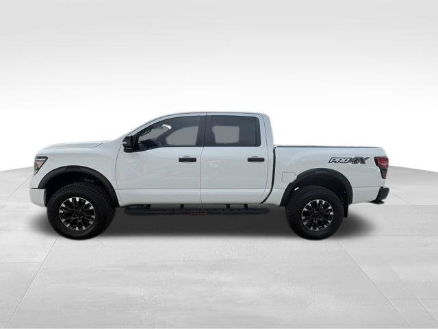 Used 2023 Nissan Titan PRO-4X w/ Pro-4x Convenience Package AWD/4WD image 12