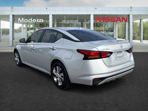 Certified 2025 Nissan Altima 2.5 S image 7