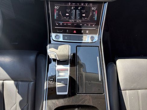 Used 2021 Audi A8 L 4.0T w/ Executive Plus Package image 12