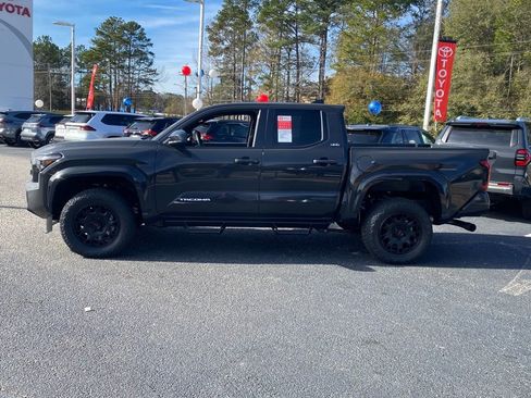 New 2026 Toyota Tacoma SR5 image 4
