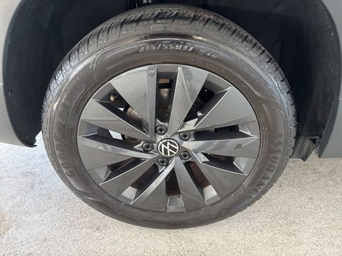 Used 2024 Volkswagen Taos S FWD image 22