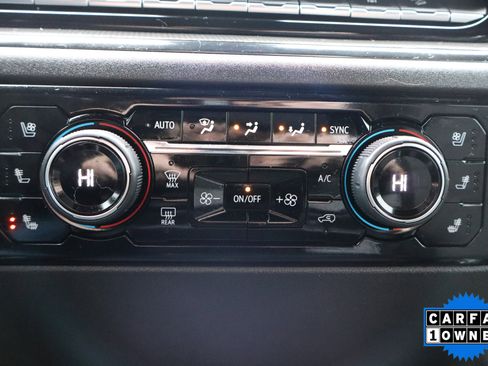 Used 2025 Chevrolet Silverado 2500 ZR2 w/ Technology Package image 26