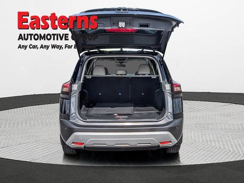 Used 2023 Nissan Rogue SV AWD/4WD image 15