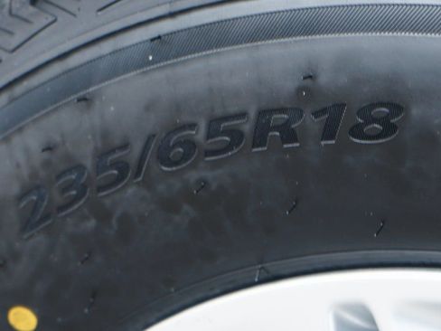 Used 2019 Chevrolet Blazer LT image 43