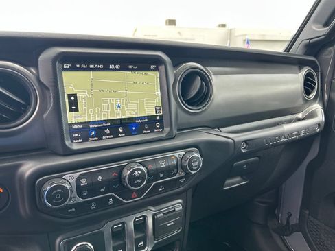 Used 2023 Jeep Wrangler Sport AWD/4WD image 11