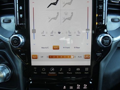 Used 2023 RAM 1500 Laramie image 30