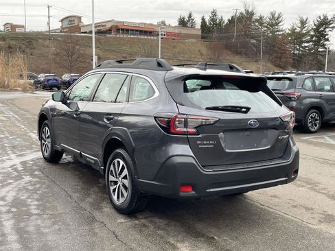 Certified 2025 Subaru Outback image 3
