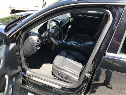 Used 2017 Audi A3 e-tron Premium image 4