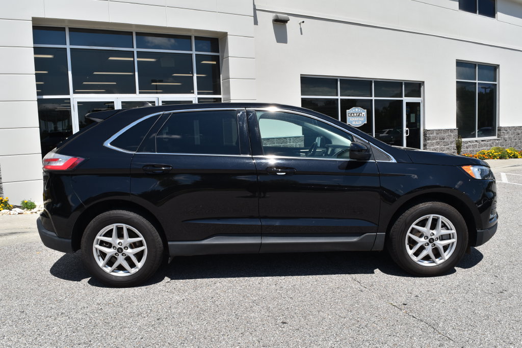 Used 2024 Ford Edge SEL AWD/4WD image 2