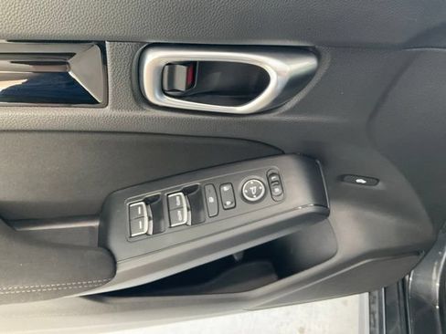 Certified 2023 Honda Civic EX image 5