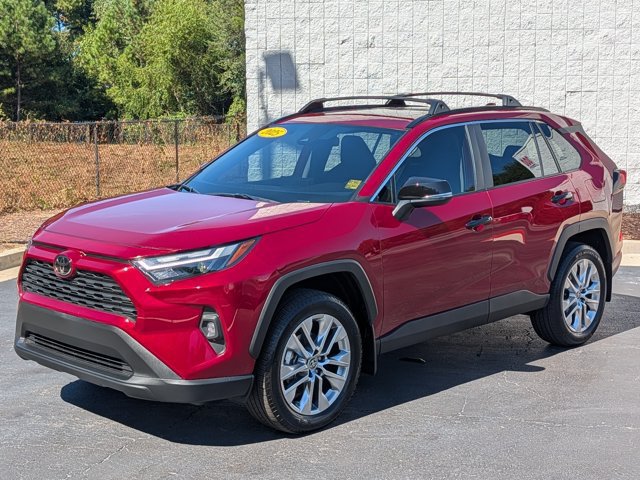 Used 2025 Toyota RAV4 XLE Premium AWD/4WD image 3