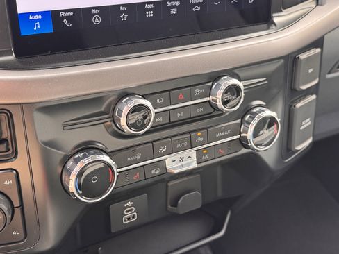 New 2026 Ford F150 XLT w/ Equipment Group 302A MID AWD/4WD image 18