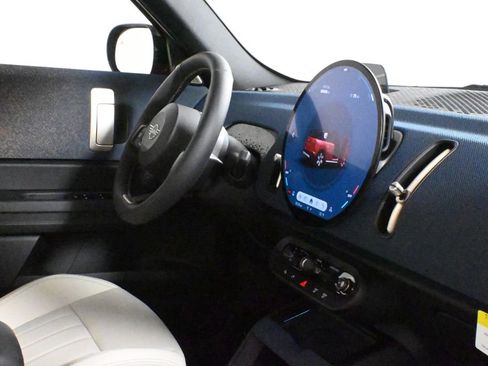 Certified 2025 MINI Cooper Countryman S image 36