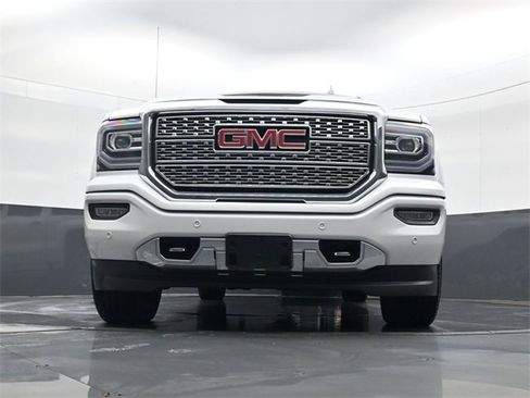 Used 2018 GMC Sierra 1500 Denali w/ Denali Ultimate Package image 22