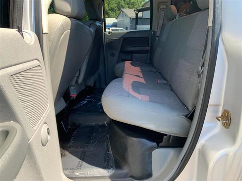 Used 2007 Dodge Ram 3500 Truck SLT image 17