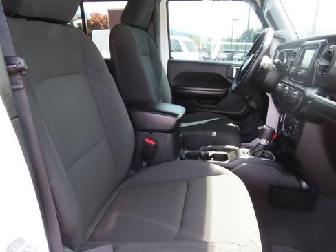 Used 2021 Jeep Gladiator Sport AWD/4WD image 42