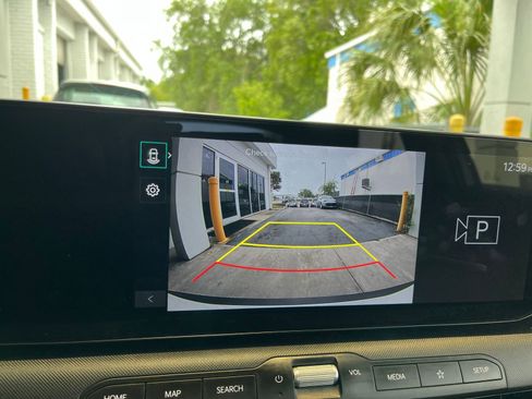 Used 2025 Kia K4 LXS image 22