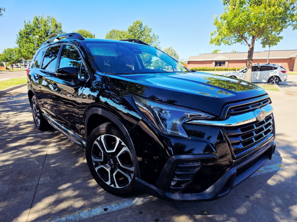Used 2023 Subaru Ascent Limited AWD/4WD image 6