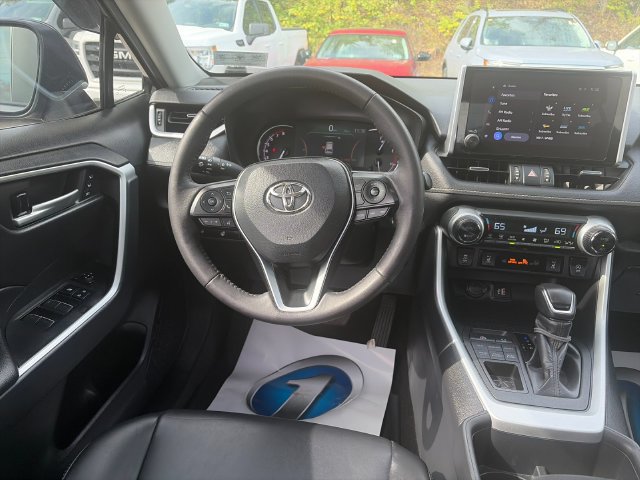 Used 2023 Toyota RAV4 XLE Premium AWD/4WD image 17