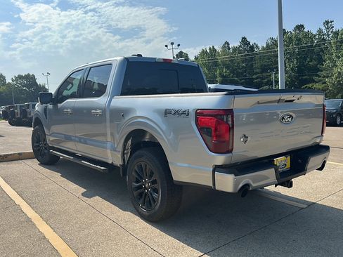 New 2026 Ford F150 XLT w/ Equipment Group 302A MID AWD/4WD image 6