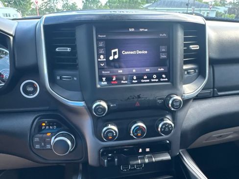 Used 2020 RAM 1500 Big Horn AWD/4WD image 19