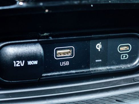 Used 2023 Kia Sportage SX Prestige image 17