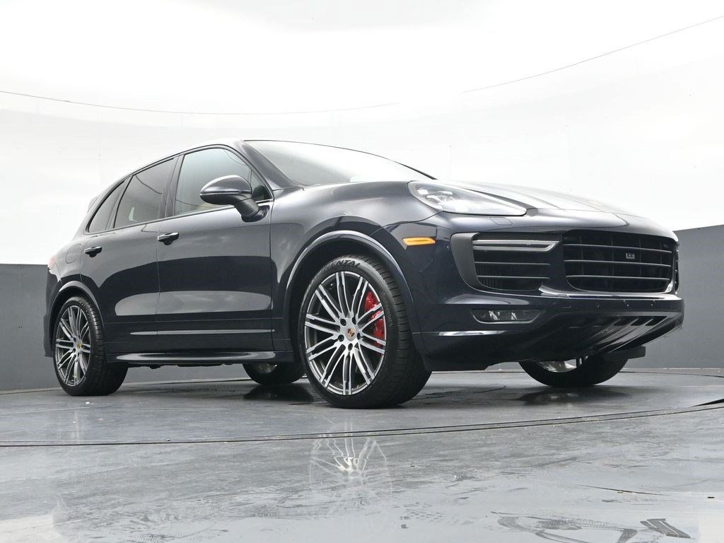 Used 2016 Porsche Cayenne GTS AWD/4WD image 29