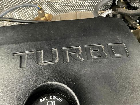 Used 2022 Chevrolet TrailBlazer LT w/ Confidence II Package image 28