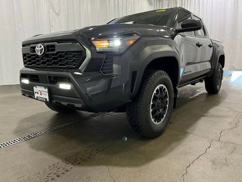 New 2026 Toyota Tacoma TRD Off-Road AWD/4WD image 22