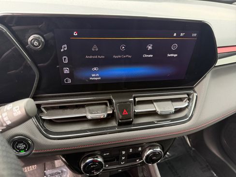 Used 2025 Chevrolet TrailBlazer RS w/ Convenience Package image 12