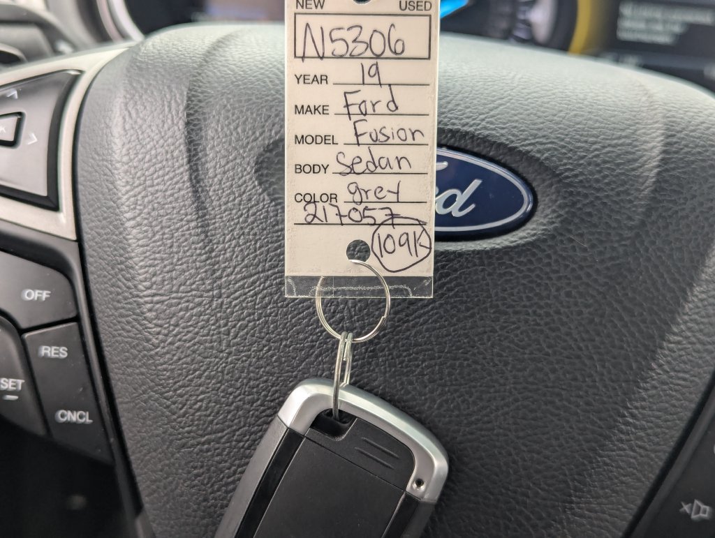 Used 2019 Ford Fusion SE AWD/4WD image 39