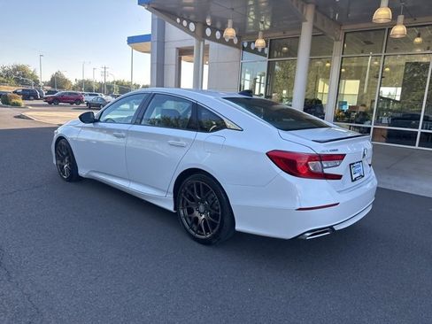 Used 2022 Honda Accord Sport image 9