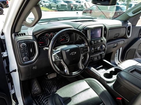 Used 2022 Chevrolet Silverado 2500 LTZ w/ LTZ Plus Package image 17