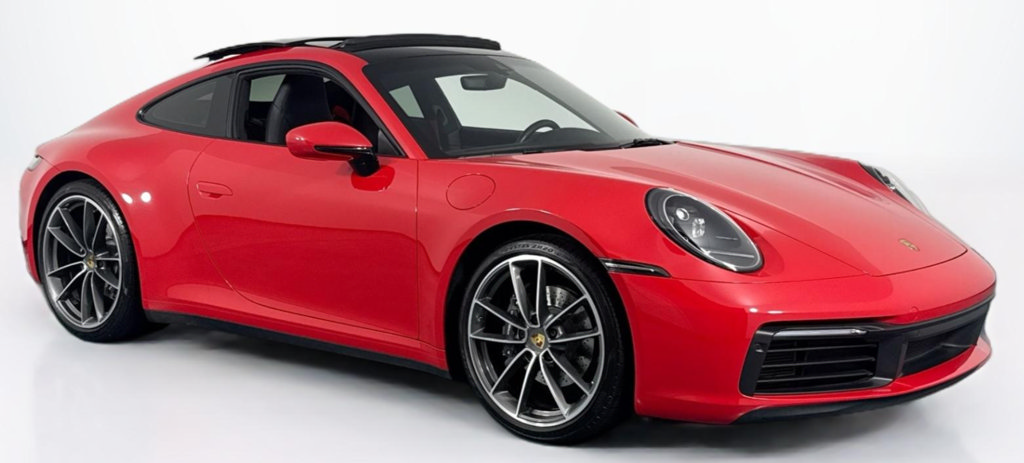Used 2020 Porsche 911 Carrera RWD image 3