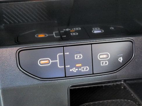 Certified 2026 Kia Sorento S FWD image 27