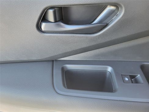 New 2025 Nissan Pathfinder SV AWD/4WD image 18